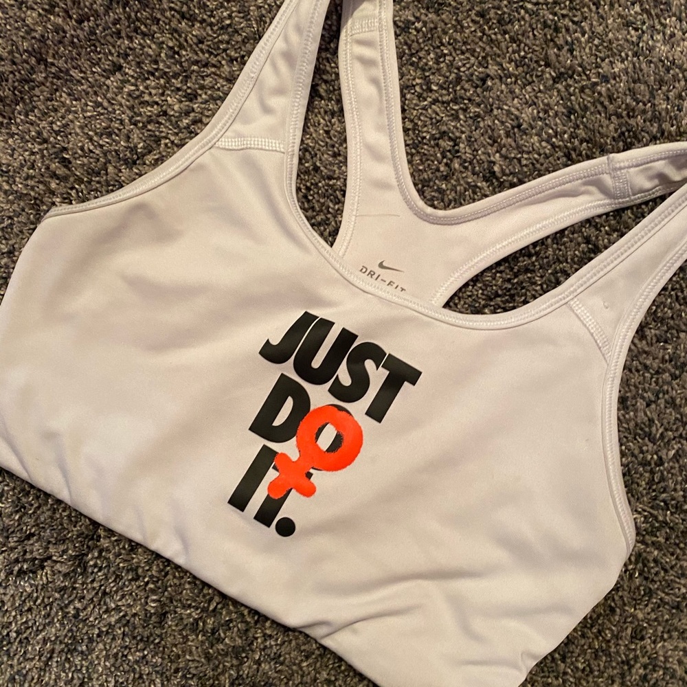 Nike Sports-bra